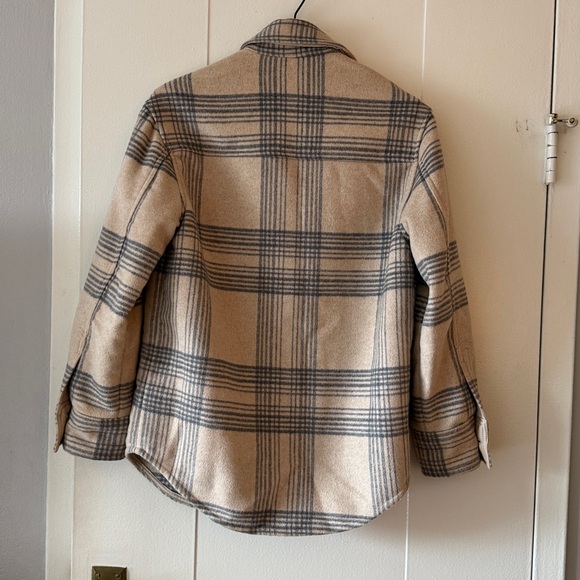 Reformation Beige and Gray Plaid Shacket Jacket - Women - Picture 3 of 6